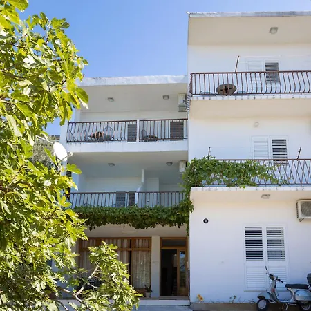 Marta Apartment Tucepi