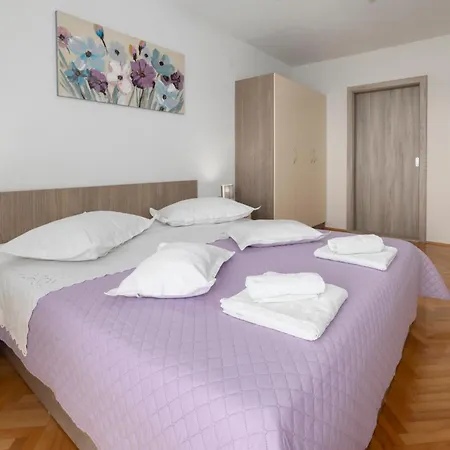 Apartment Marta *