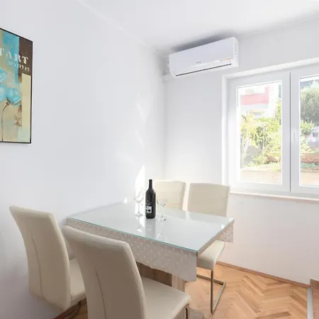 Marta Apartment
